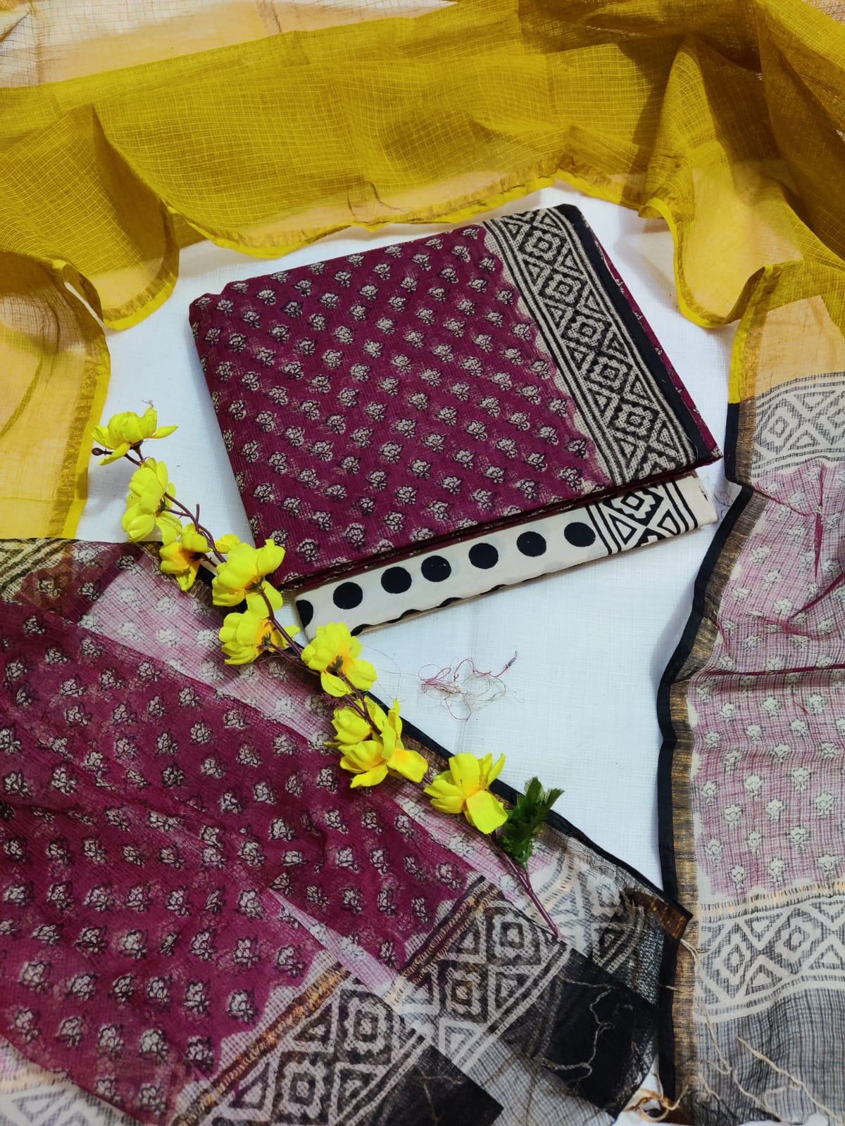 Now new exclusive traditional collection in summer wear