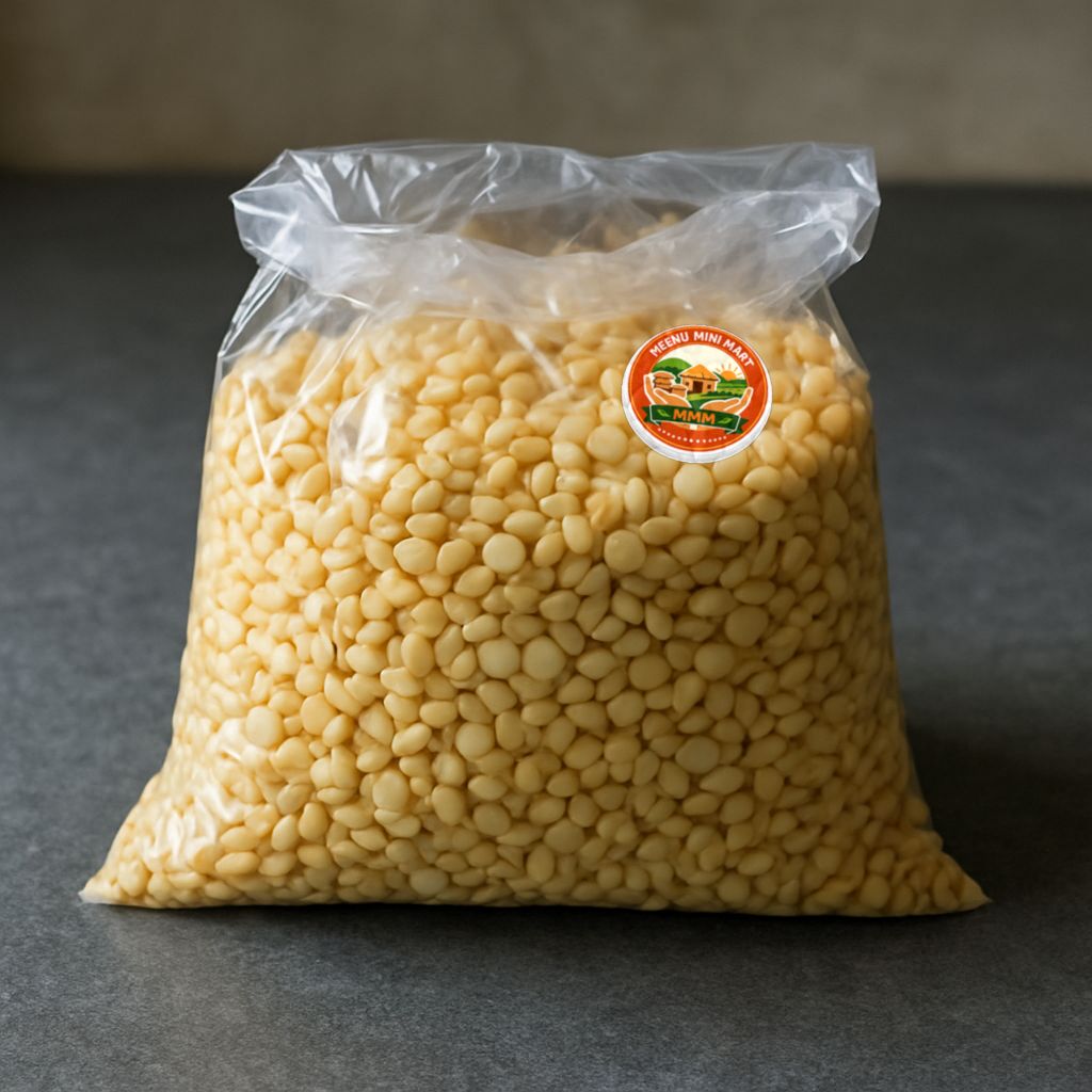 Meenu Mini Mart's urad dal (split black gram)