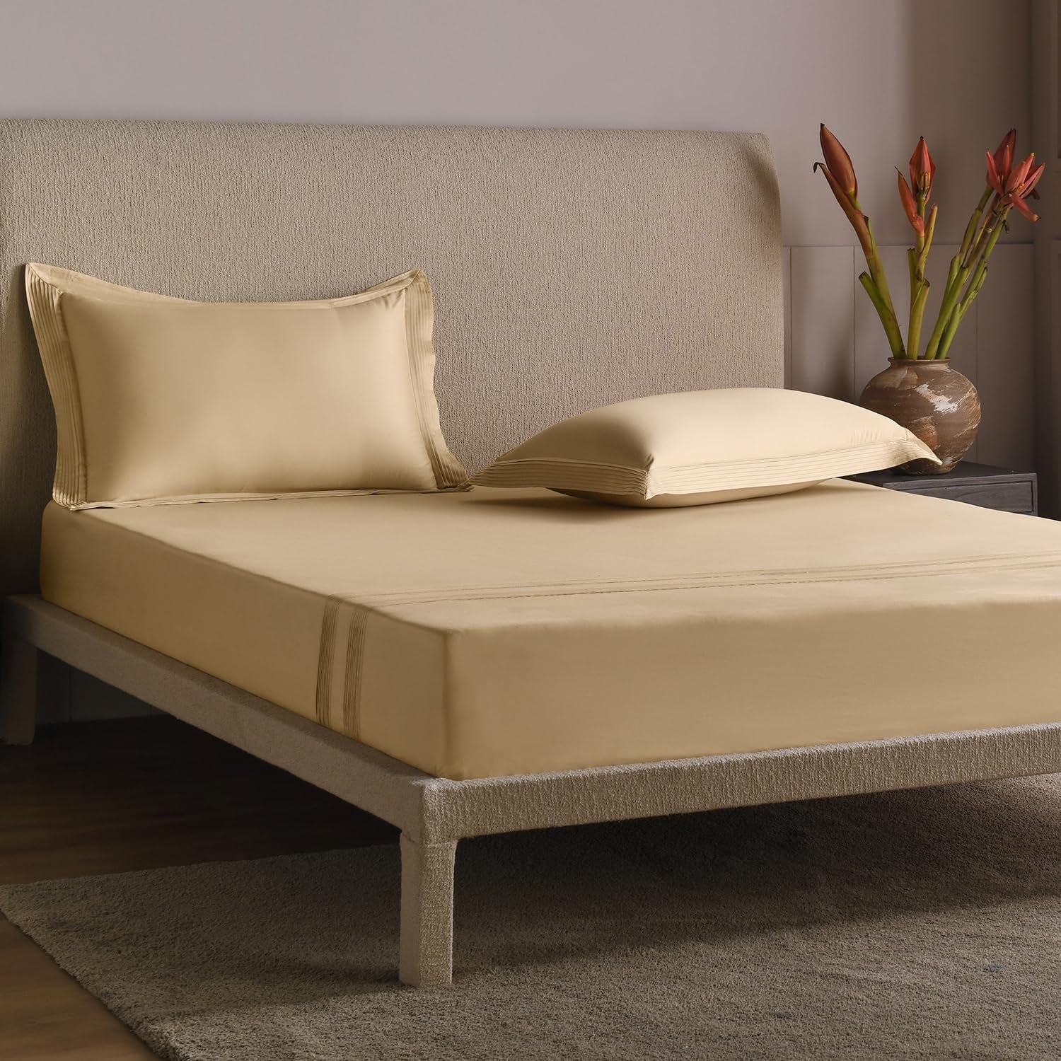 DDECOR - Regis Collection 100% Cotton Contemporary Pattern 300TC Super King |274 CM X 274 CM| with 2 Pillow Covers
