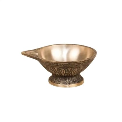 Gold Traditional Brass Diya, Handcrafted Pooja Deepak Oil Lamp With Decorative Design, 7 Cm Diameter, 3 Cm Height