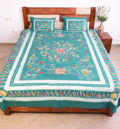 Handcrafted Batik Print Cotton Double Bed Sheet with Two Pillow Covers Handcrafted Batik Print Cotton Double Bed Sheet with Two Pillow Covers