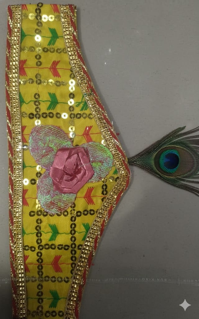 Chopra Premium Mukut with Mor Pankh – Quality Assured Product
