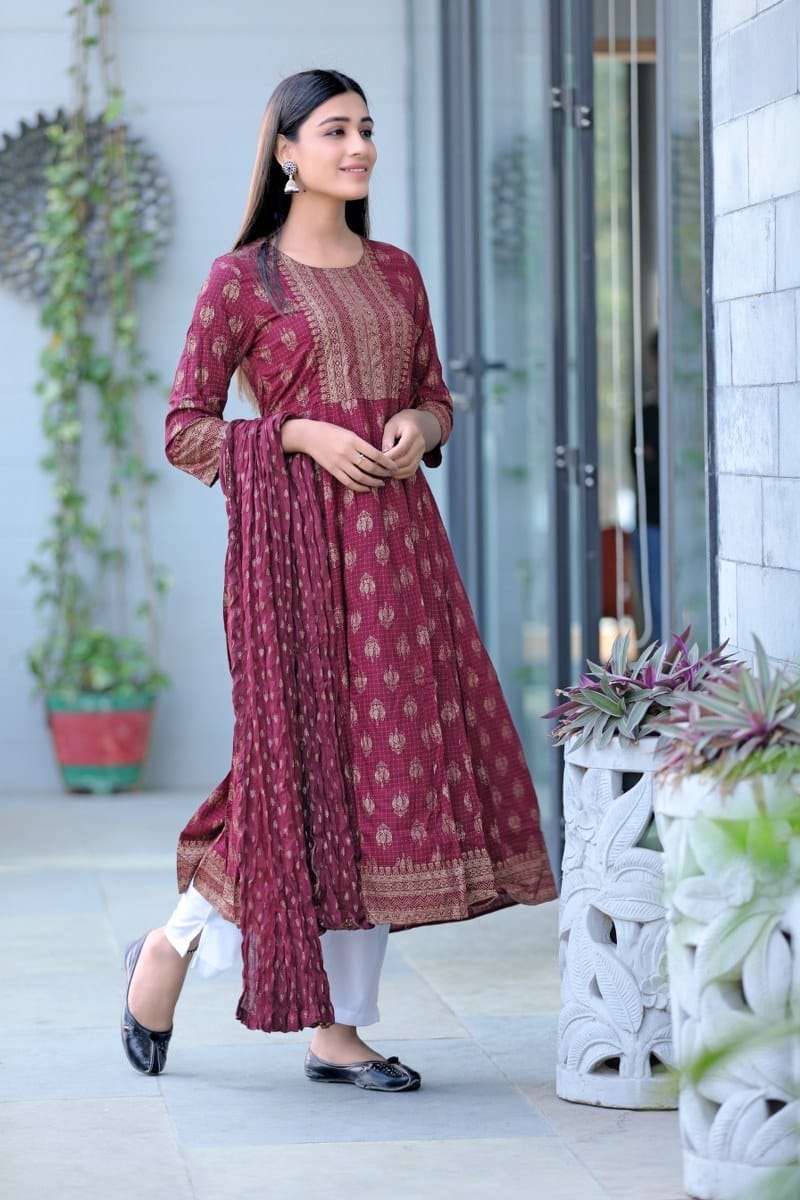 Maroon and Golden Printed Fancy Kurta and Dupatta Set - Ahika VKSET1109