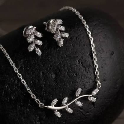 Silver-Toned Leaf Motif Jewellery Set with Stone Studs