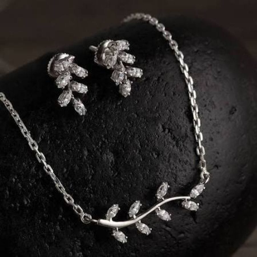 Silver-Toned Leaf Motif Jewellery Set with Stone Studs
