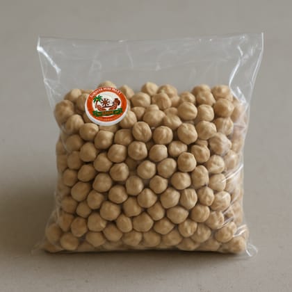 Sukhiya Mini Mart's kabuli chana (chickpeas)