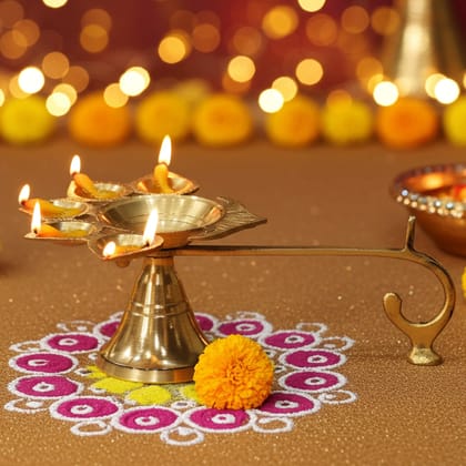 Brass Table Decor Oil Lamp Deepak 5 Wicks  - Traditional Festival Deepak for Temple, Height : 2.2 Inch (FMAS317 B)