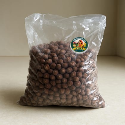 Parmeshwari Bazaar's black chana (kala chana) - dried legumes