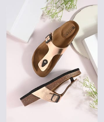 BIZZARO Rose Gold Women's Flats