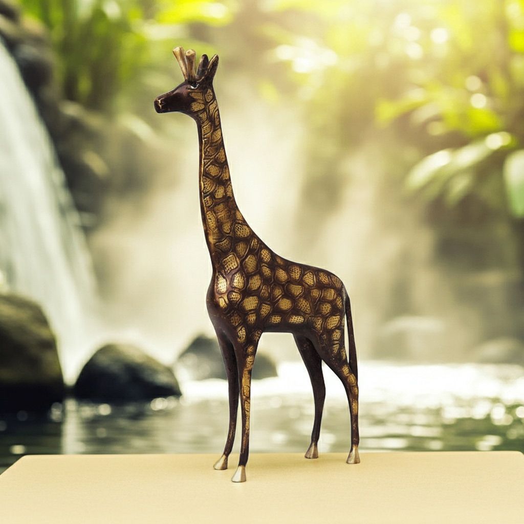 Brass Standing Giraffe Statue – Handcrafted Brass Animal Decorative Showpiece, Height : 16.5 Inch (ANMAS188 B)