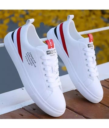 Xtoon White Men's Outdoor Shoes