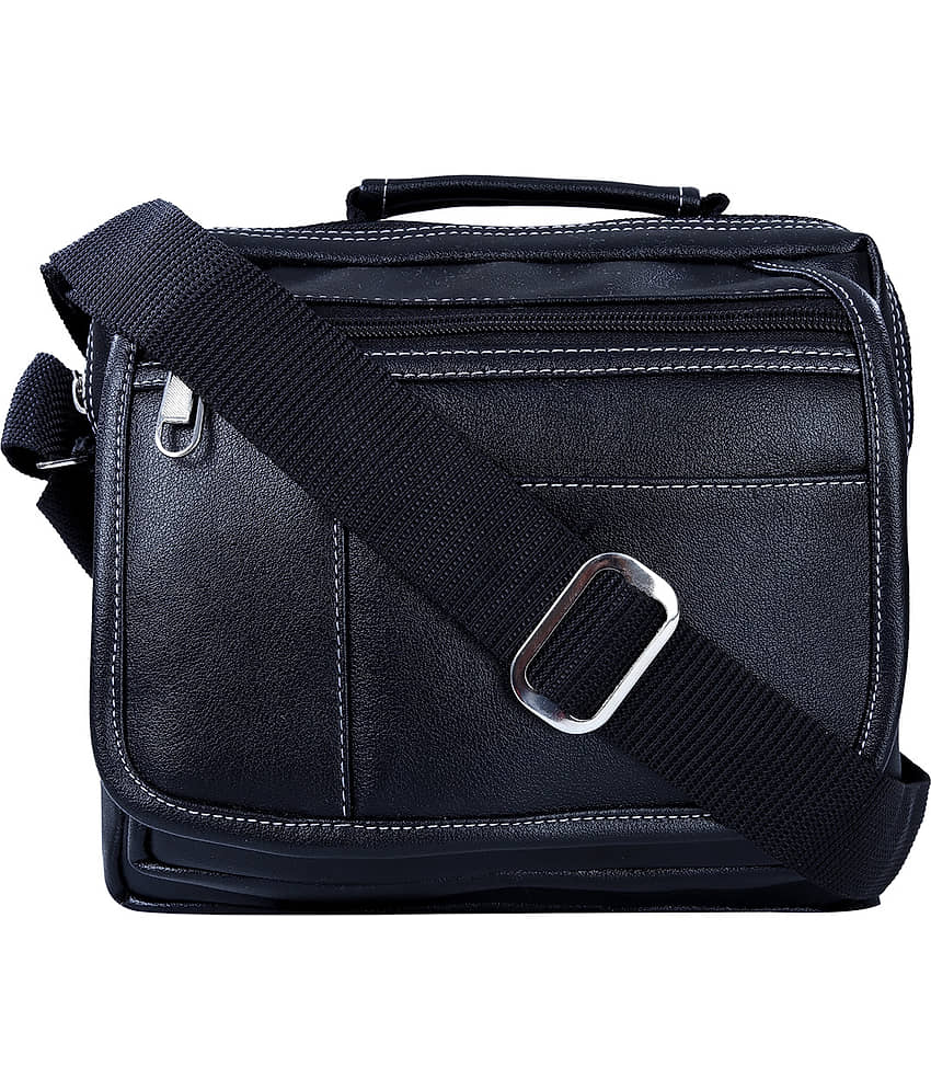 Leather World - Black Solid Messenger Bags