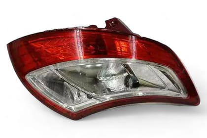 Uno Minda Rear Tail Lamp - RH TL-6657M