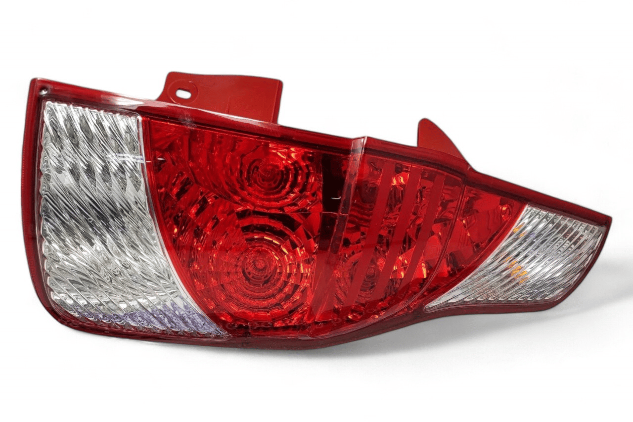 Lumax Rear Tail Lamp - RH 046-RCU-XR-R