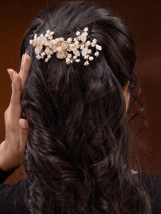 White & Gold Toned Enamelled Pearl Beaded Bridal Comb Pin