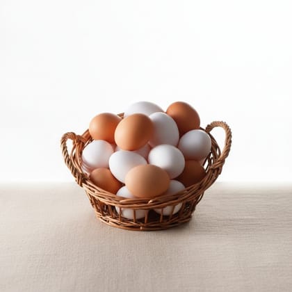 Fresh Farm Eggs - Assorted - 10 kg - 13 eggs in a basket