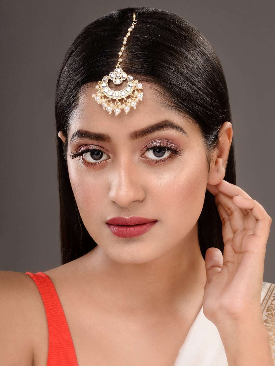 Gold Plated Kundan & Pearl beadded Modern Maangtika