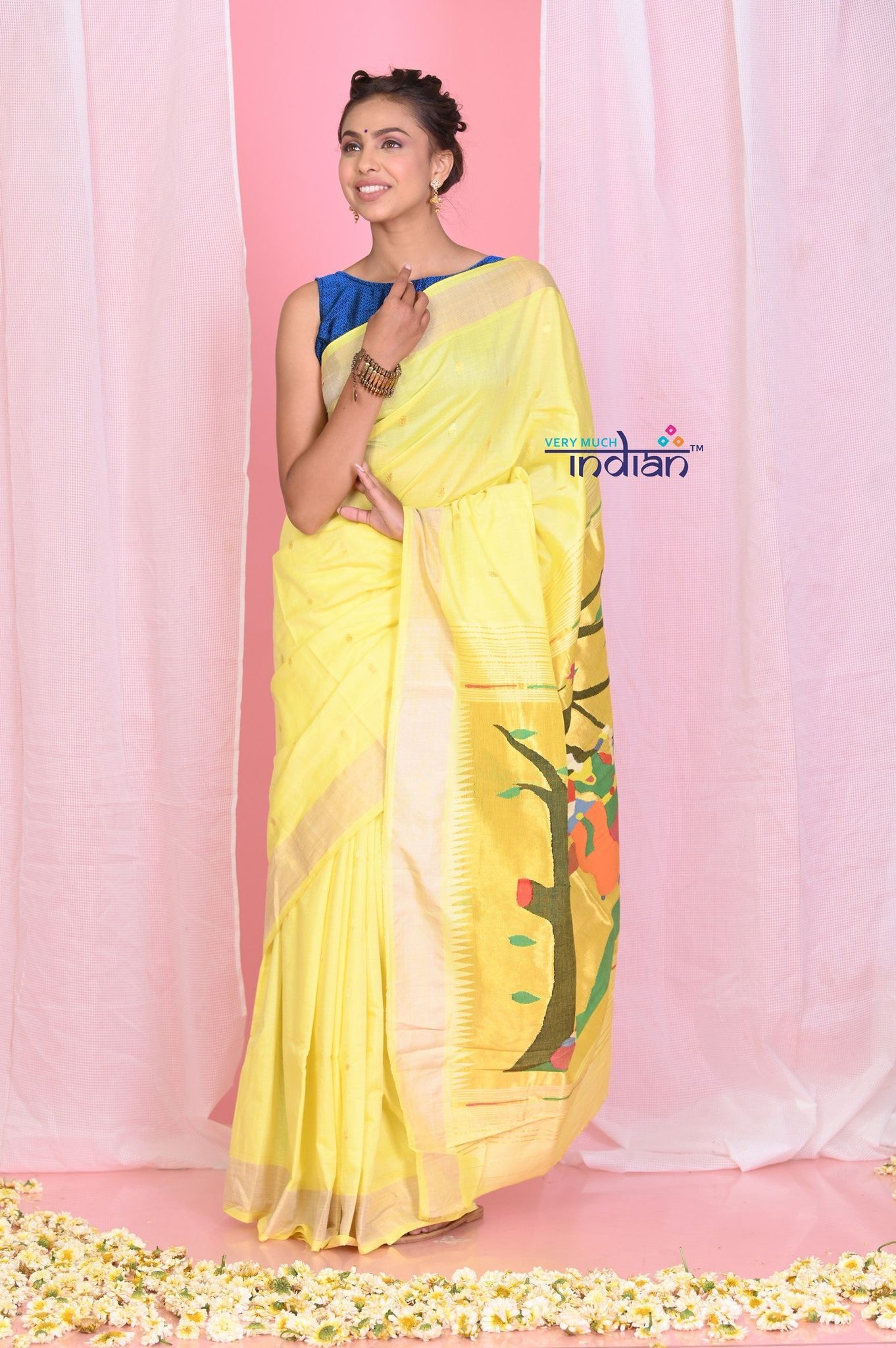 Pehal~ Traditional Lemon Yellow Cotton Pathani with Beautiful Radha Krishna Pallu