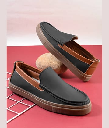 Fashion Victim Black Men's Slip on Shoes