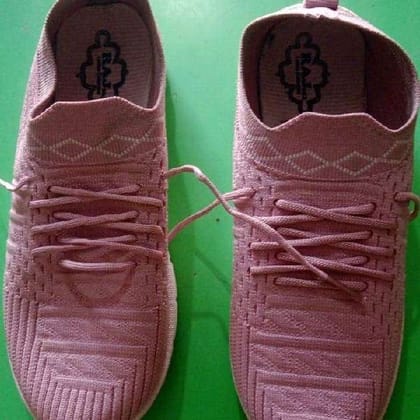 Ladies shoes