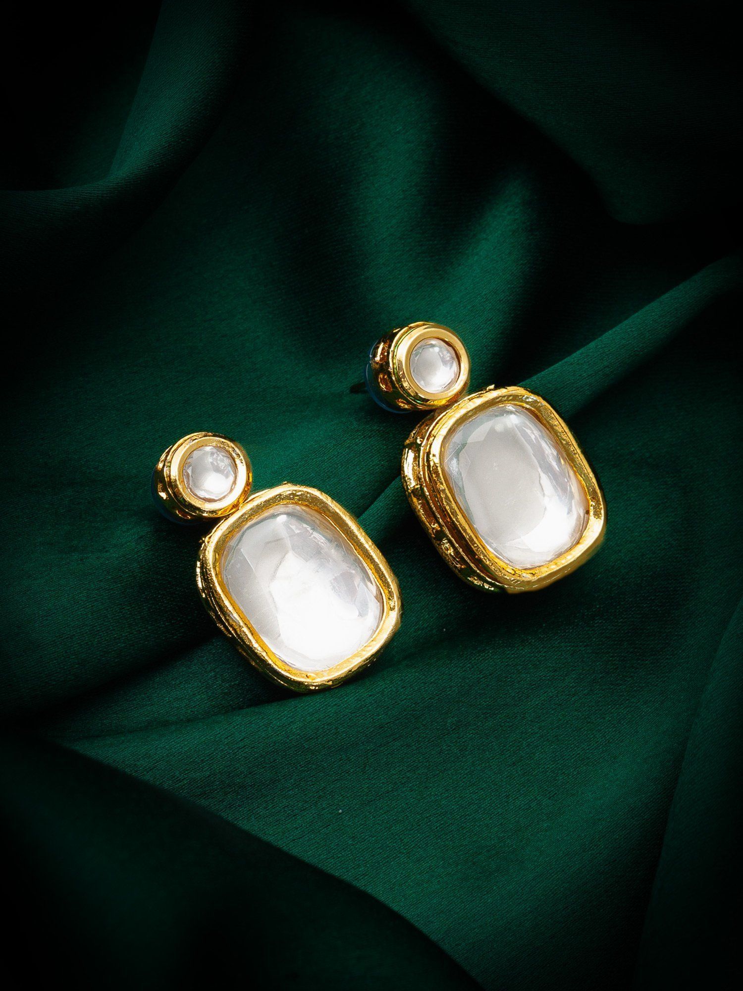 Morison Golden Oval Earrings Subtle Sophistication
