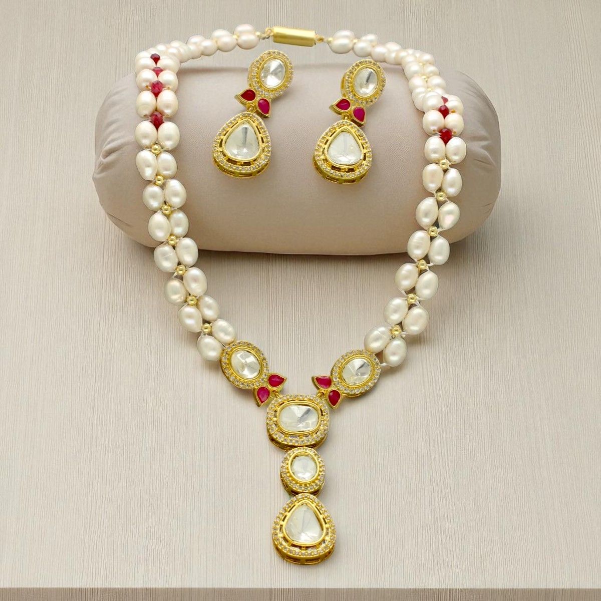 Aroha Pearl Necklace Set