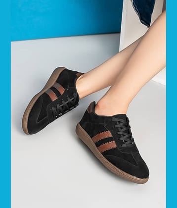 Fashion Victim Black Women's Sneakers