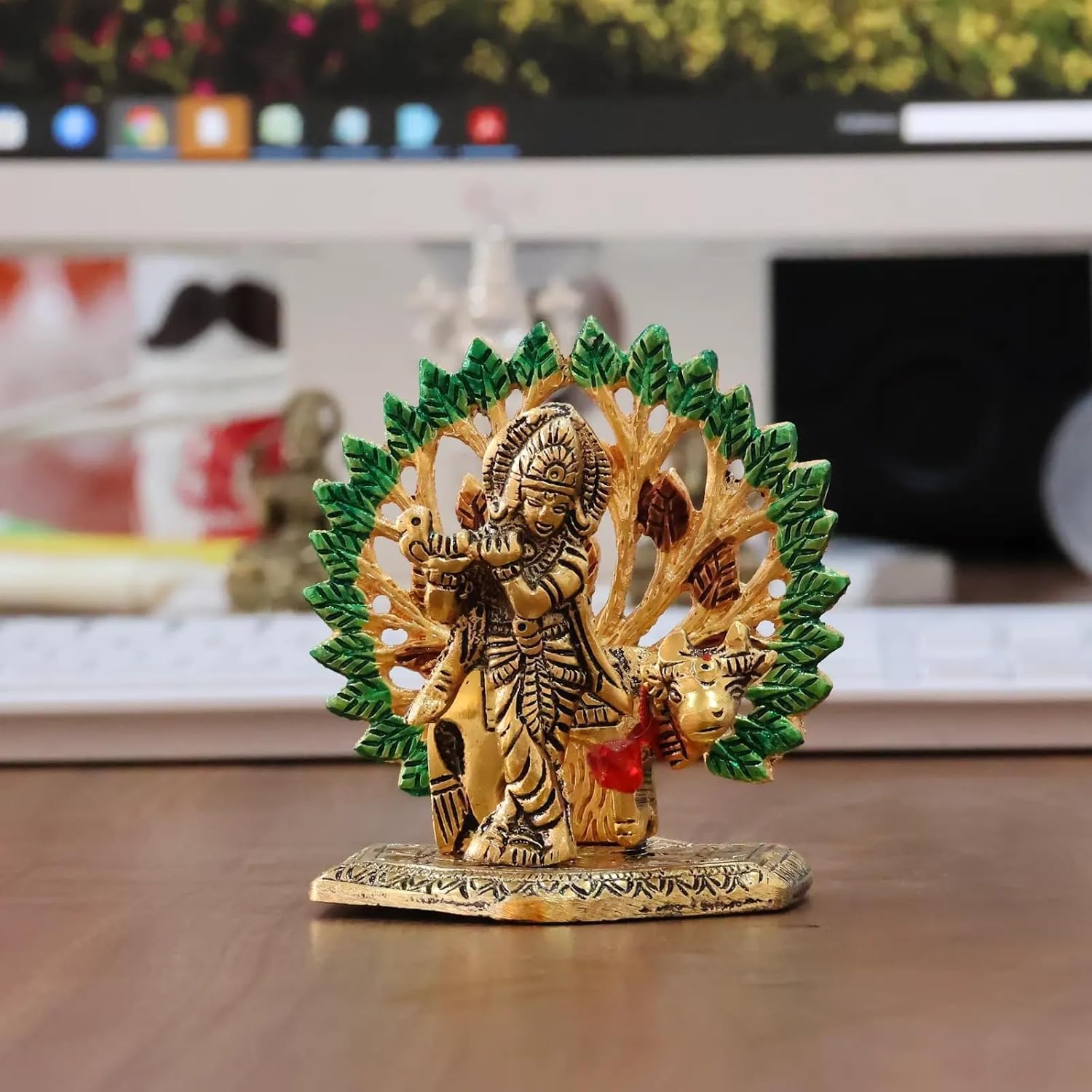 Dreamkraft Elegant Cow Krishna Idol Showpiece for Home Temple & Office Decor - Gold (10 cm x 8 cm x 10 cm)