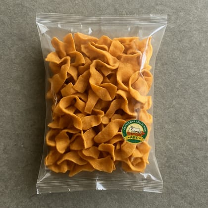 Arati Rana Collection's ribbon pakoda