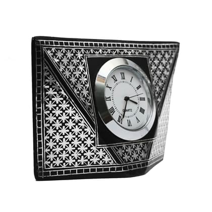 Bidri Work Watch Stand (1TMTDCOKA08583) Bidri Work Watch Stand (1TMTDCOKA08583)