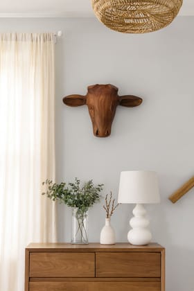 Hand-Carved Wooden Cow Head Wall Decor - Rustic Farmhouse Animal Sculpture Hand-Carved Wooden Cow Head Wall Decor - Rustic Farmhouse Animal Sculpture