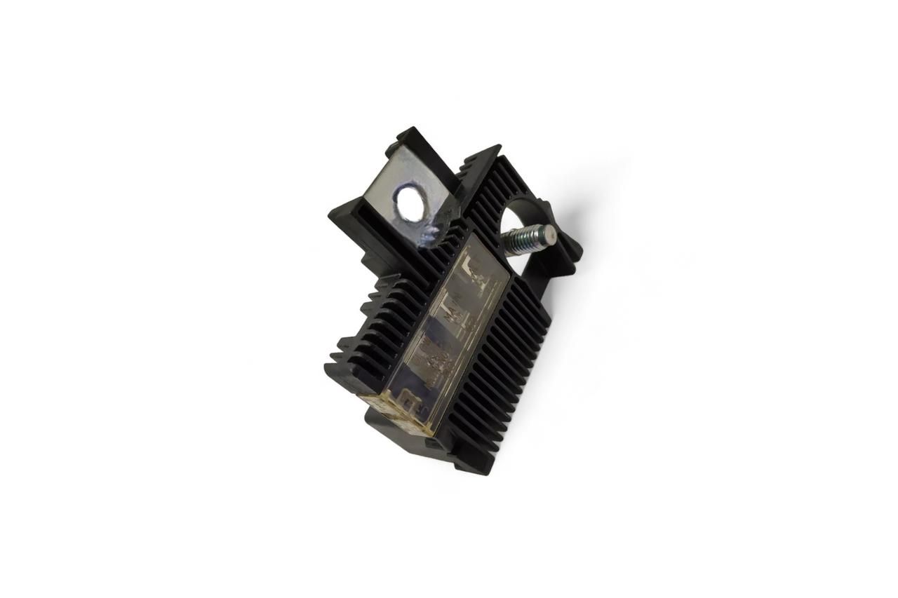 Toyota/Lexus Fuse 82620-52060
