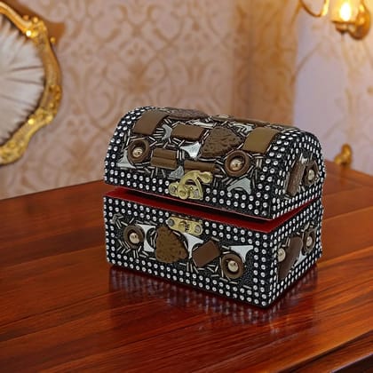 Handcrafted Bridal Jewellery Box | 15x10x15 cm