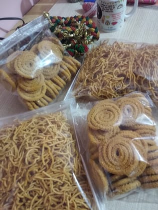 Traditional Homemade Chakli and Sev Namkeen Combo (500g) | Crispy & Savory | Tea-Time Snack