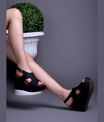 Shoetopia Beige Women's Sandal Heels