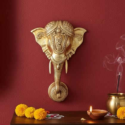 Brass Wall Hanging Elephant Face With Bell, Height : 13 Inch (BSMAS295 X)