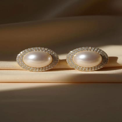 Elayne Pearl Royale Halo Stud Earrings Elayne Pearl Royale Halo Stud Earrings