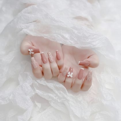 Elegant Nude Bow Press-On Nail Kit