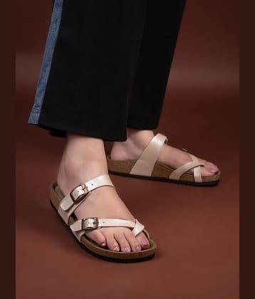 Fentacia Off White Women's Flats