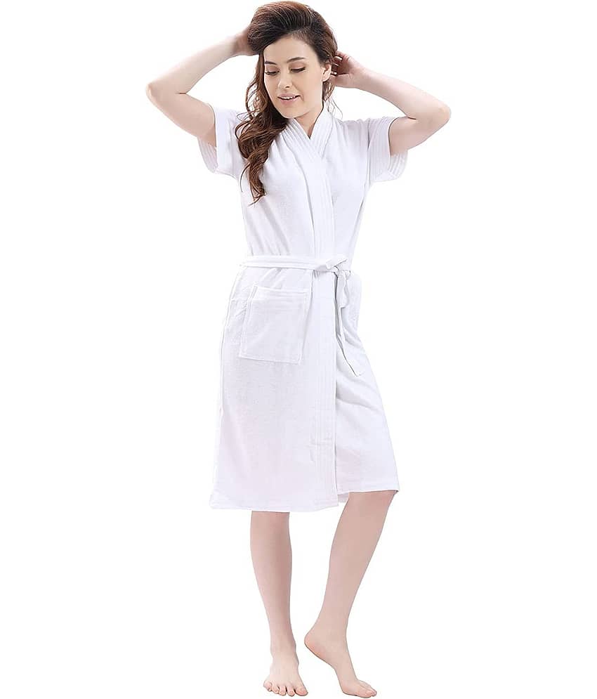 Poorak White Free Size Bathrobe ( Pack of 1 )