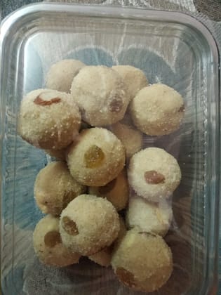 Traditional Semolina Rava Ladoo (250g) | Sweet & Nutty Festive Treat | Ready to Eat