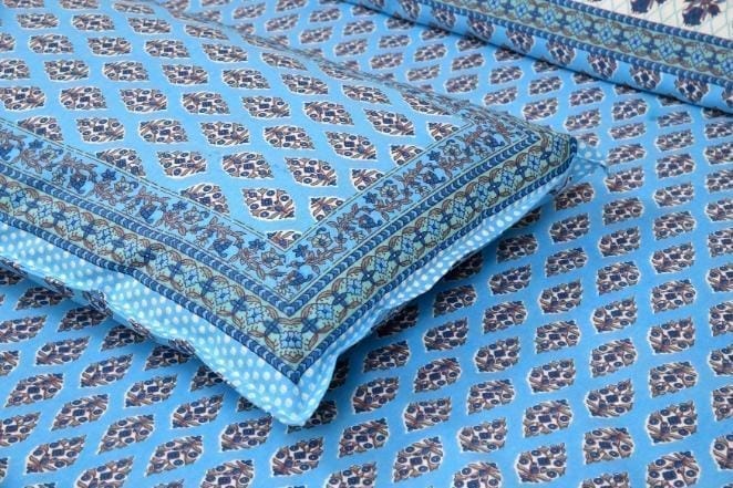 3001-Hometrade India-Standard King Size (90*108 Inches) Double Bedsheet With 2 Pillow Cover-RJ-14-Jaipur lining-3734
