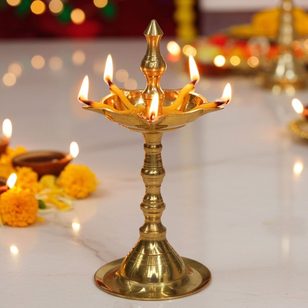 Brass Kerala Fancy Deepak, Oil Lamp No. 1  - Elegant Brass Deepak for Daily Puja, Height : 5.9 Inch (FMAS642 M)