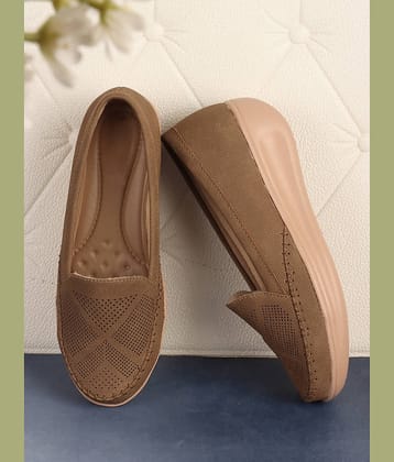 Carrito Tan Women's Loafers