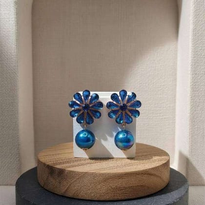 modern piece for trendy women modern piece for trendy women
