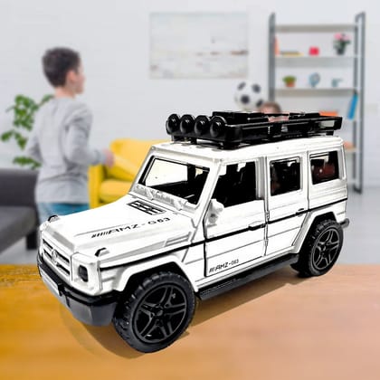 Alloy Metal Pull Back Die-cast Car, Jeep Model Car Off Road Die cast Metal Pullback Toy car with Doors Open Boys Gifts Toys for Kids Age 3+ Years (Pack of 1)