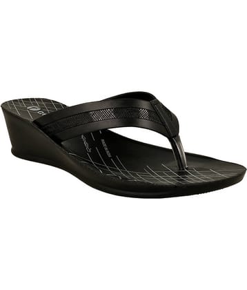 Aeroblu Footwear Black Women's Flats