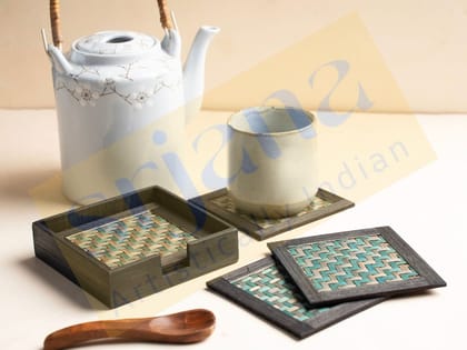 Srjana Handcrafted Handwoven Bamboo Coaster Set with Wooden Case