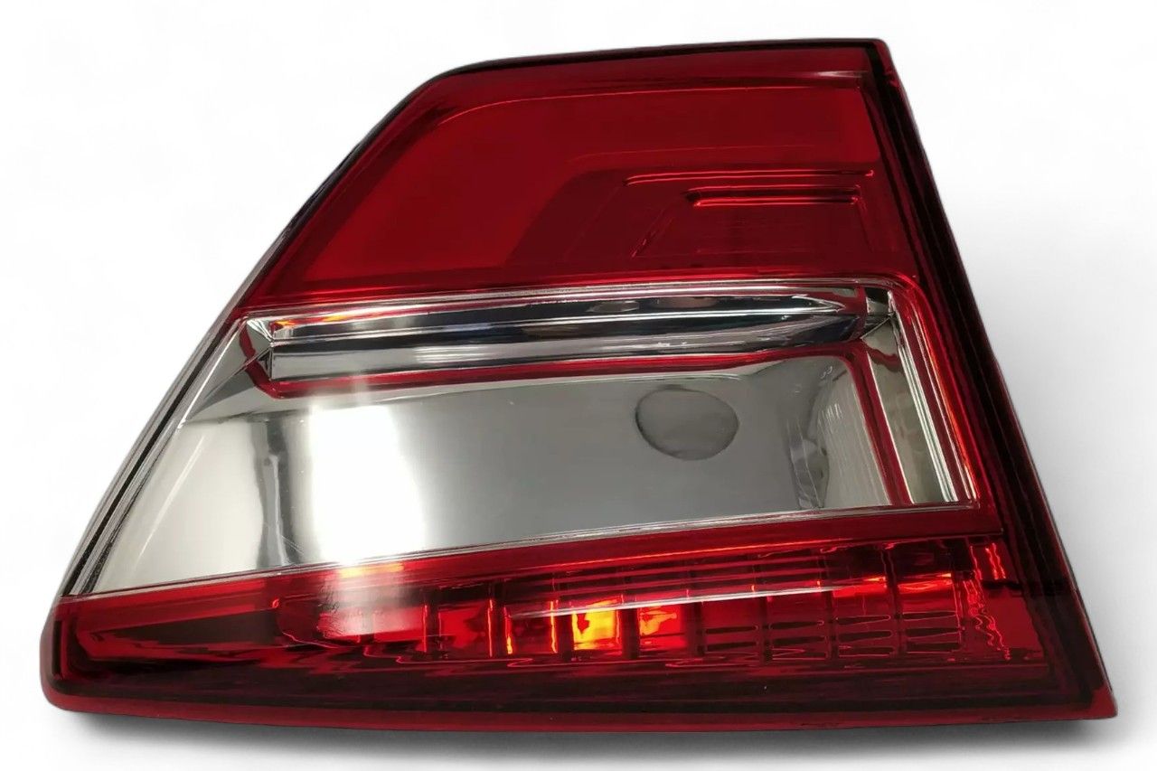Tata Rear Tail Lamp - LH 542554400116