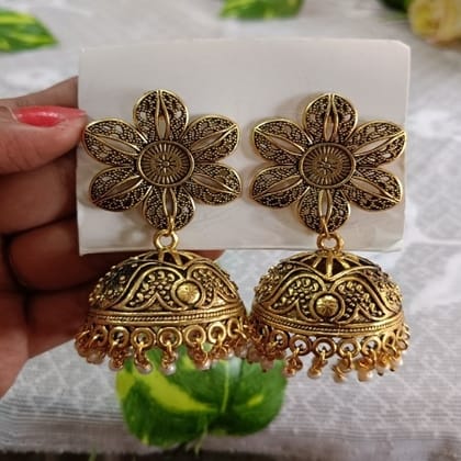 Handmade Golden Jhumka's 1 Pair